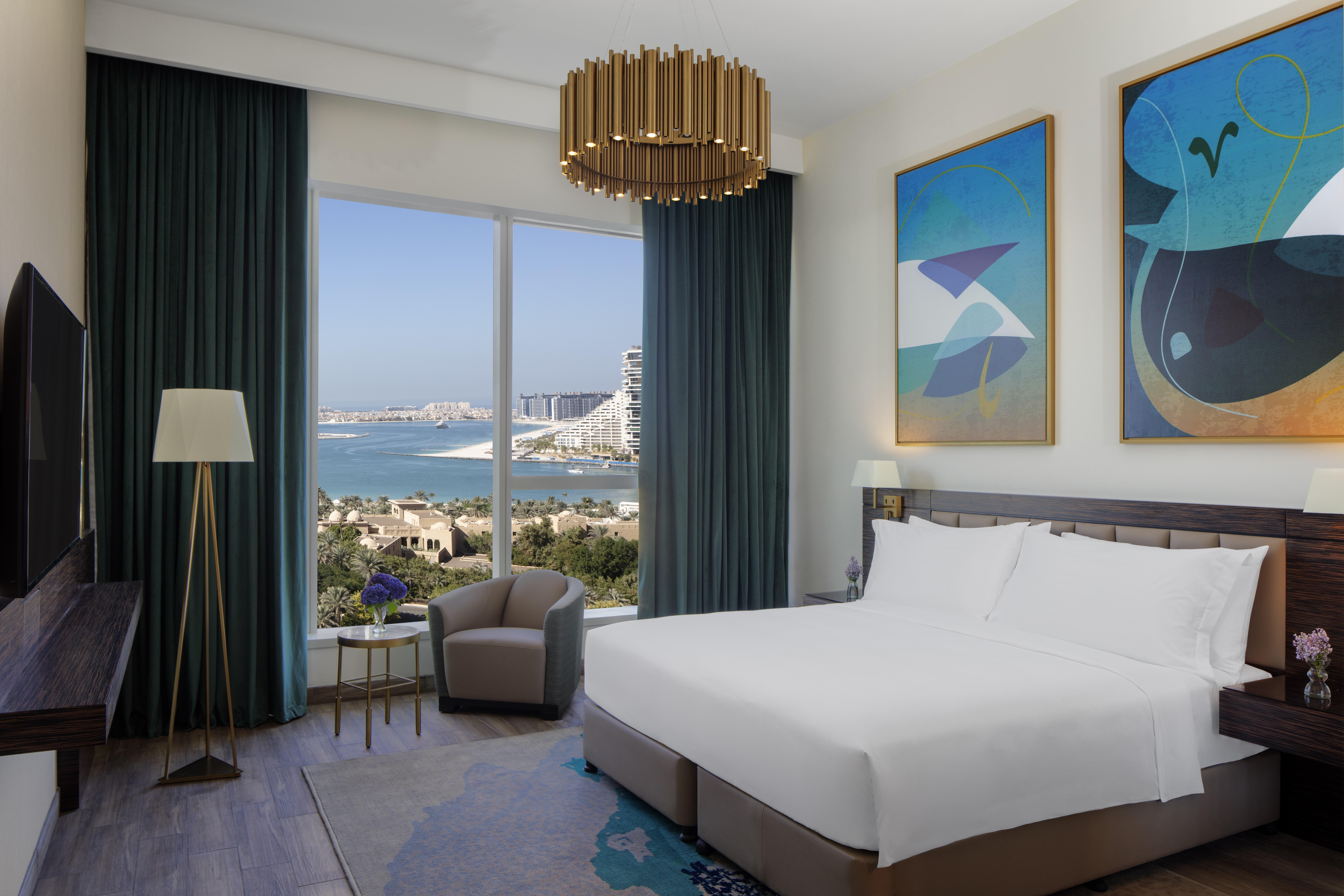 Avani Plus Palm View Dubai Hotel & Suites Exterior foto